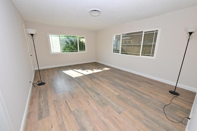 133 10th St, Clovis, CA 93612 - photo 2