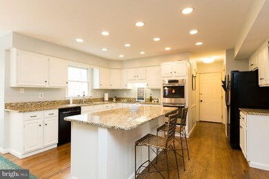 2906 S Lake Dr, Davidsonville, MD 21035 - photo 4