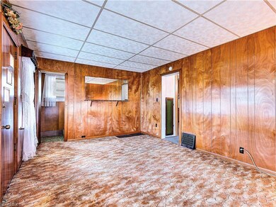 * ANOTHER VIEW OF THE LIVING ROOM ~