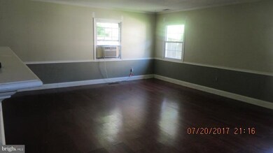4104 Chelmont Ln, Bowie, MD 20715 - photo 2