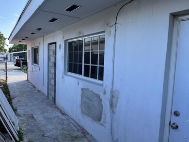 10420 NW 36th Ct, Miami, FL 33147 - photo 6