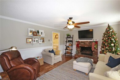 155 Polly Dr, Statesville, NC 28625 - photo 4