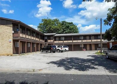 605 Atkinson Ave, Killeen, TX 76541 - photo 2