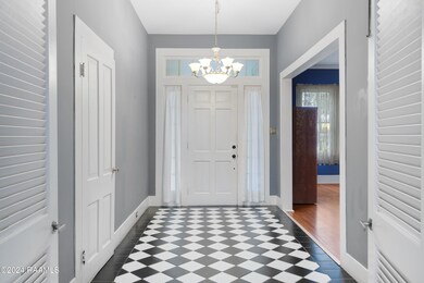 402 Main St-6