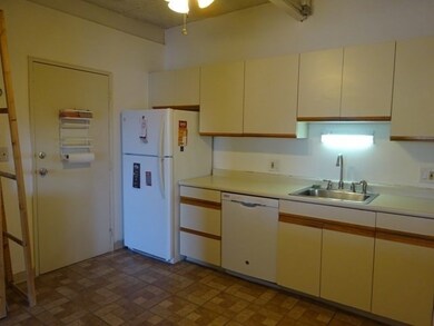 37 Hosmer St unit 10, Marlborough, MA 01752 - photo 7