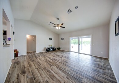 1528 W Loughlin Dr, Chandler, AZ 85224 - photo 5