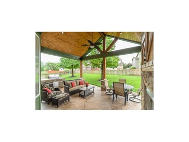 Can't you see yourself relaxing here with family a