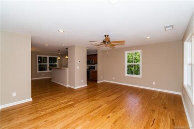 32 Oakley Dogwood Dr, Asheville, NC 28803 - photo 6