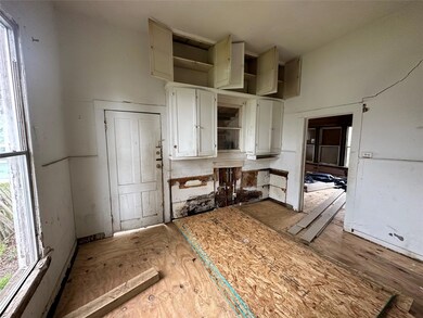 225 W Monterey St, Denison, TX 75020 - photo 6