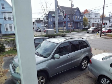 66 Elm St, Nashua, NH 03060 - photo 3