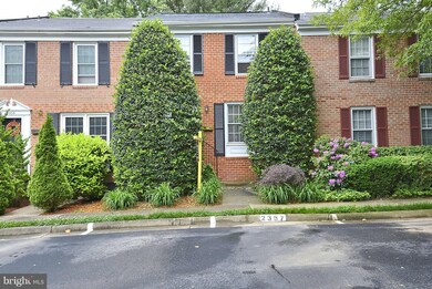 2357 Horseferry Ct, Reston, VA 20191 - photo 2