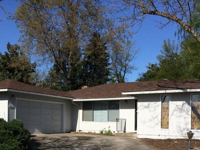 1932 Gene Cameron Way, Medford, OR 97504 - photo 2