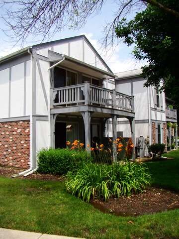 unlisted-address, Naperville, IL 60565 - photo 2