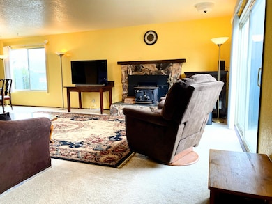 931 Hill St. #18