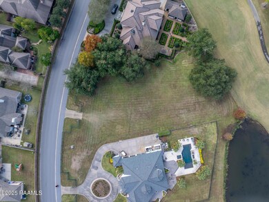 406 Le Triomphe Pkwy, Broussard, LA 70518 - photo 3