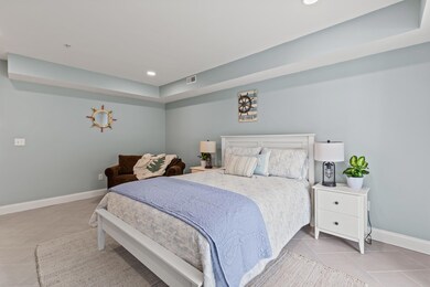 180 e grand ave 3 oob-003