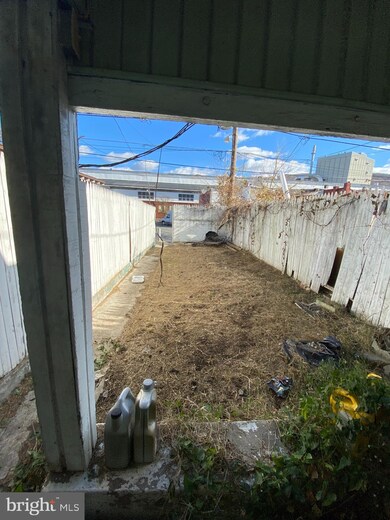 529 Minor St, Reading, PA 19602 - photo 4