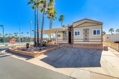 Lots of parking on the side