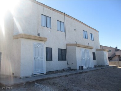 2377 Exeter Dr unit 3, Las Vegas, NV 89156 - photo 2
