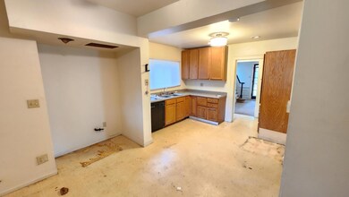 128 W 46th Ave, Gary, IN 46408 - photo 6