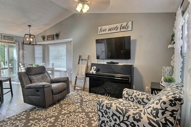 1721 N Wedgewood Ct, Mulvane, KS 67110 - photo 3