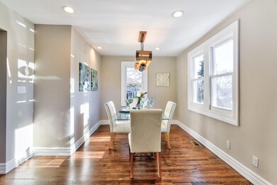 007_Dining Room
