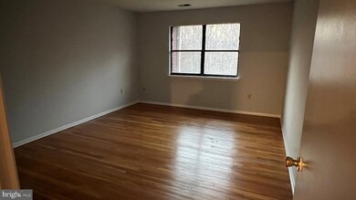 1012 Silver Ct, Hamilton Square, NJ 08690 - photo 7