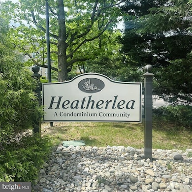 4550 28th Rd S unit 1616, Arlington, VA 22206 - photo 2