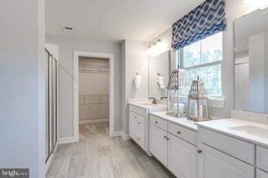 11134 Tioga Ln, 8, Bryantown, MD 20695 - photo 5