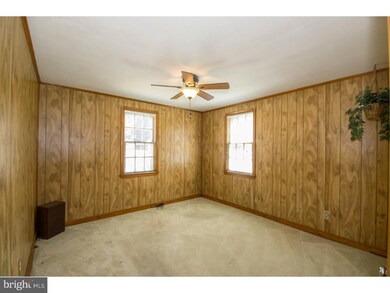 26 Ruth Rd, Wilmington, DE 19805 - photo 4