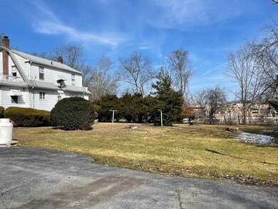 150 Draper Ave, North Attleboro, MA 02760 - photo 2