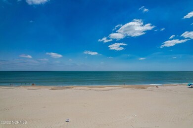 New Expansive Beachfront