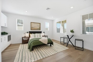 2392 Haley Point Dr unit 104, Ventura, CA 93003 - photo 6