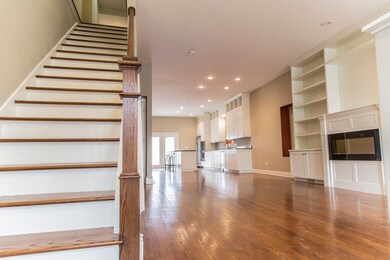 742 S Oakley Blvd, Chicago, IL 60612 - photo 5