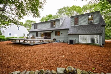 032-Rear_View-4544455-small