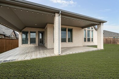 811 Langholm Dr, Celina, TX 75009 - photo 4