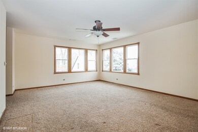 2284 Westview Dr, Des Plaines, IL 60018 - photo 7