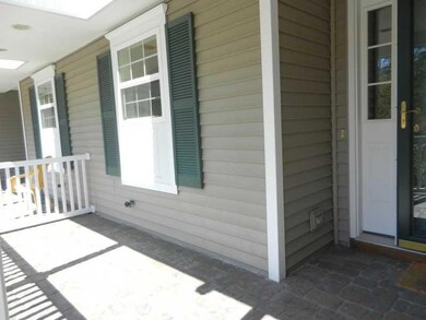 23 Bristol Ct, Kennebunk, ME 04043 - photo 2