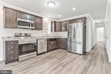 5332 D St SE, Washington, DC 20019 - photo 4