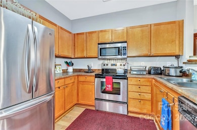 512 Appeldoorn Cir unit 512, Asheville, NC 28803 - photo 5