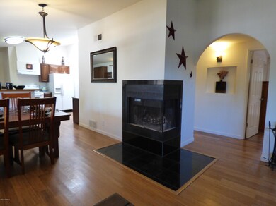 CORNOR FIREPLACE