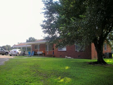 88 Dry Swamp Rd, Laurel, MS 39443 - photo 3