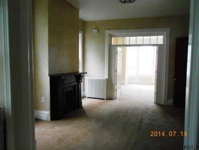 682 2nd Ave, Troy, NY 12182 - photo 6