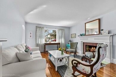 42 Bateman Ave, Newport, RI 02840 - photo 6