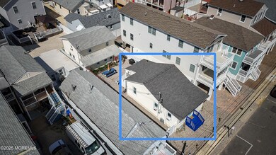 FRONT HOUSE 3 (1)