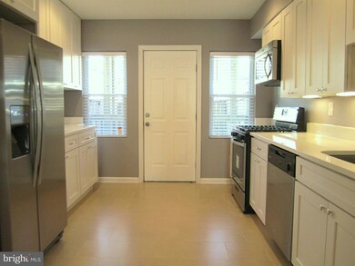 615 Wyeth St, Baltimore, MD 21230 - photo 5