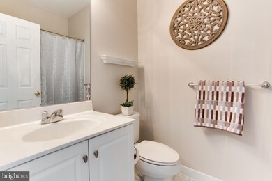 42620 Pine Forest Dr, Chantilly, VA 20152 - photo 6