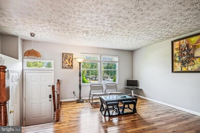 13307 Burkitts Rd, Fairfax, VA 22033 - photo 7