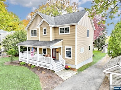 56 E Center St, Midland Park, NJ 07432 - photo 4