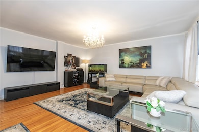 6 Wooleys Ln unit B-34, Great Neck, NY 11023 - photo 7